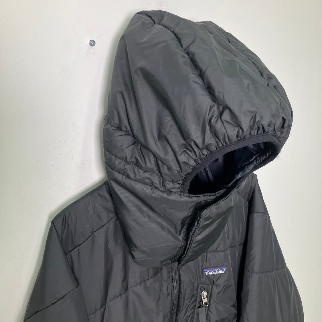 파타고니아 블랙 다스 패딩 파카 XL 상품이미지5