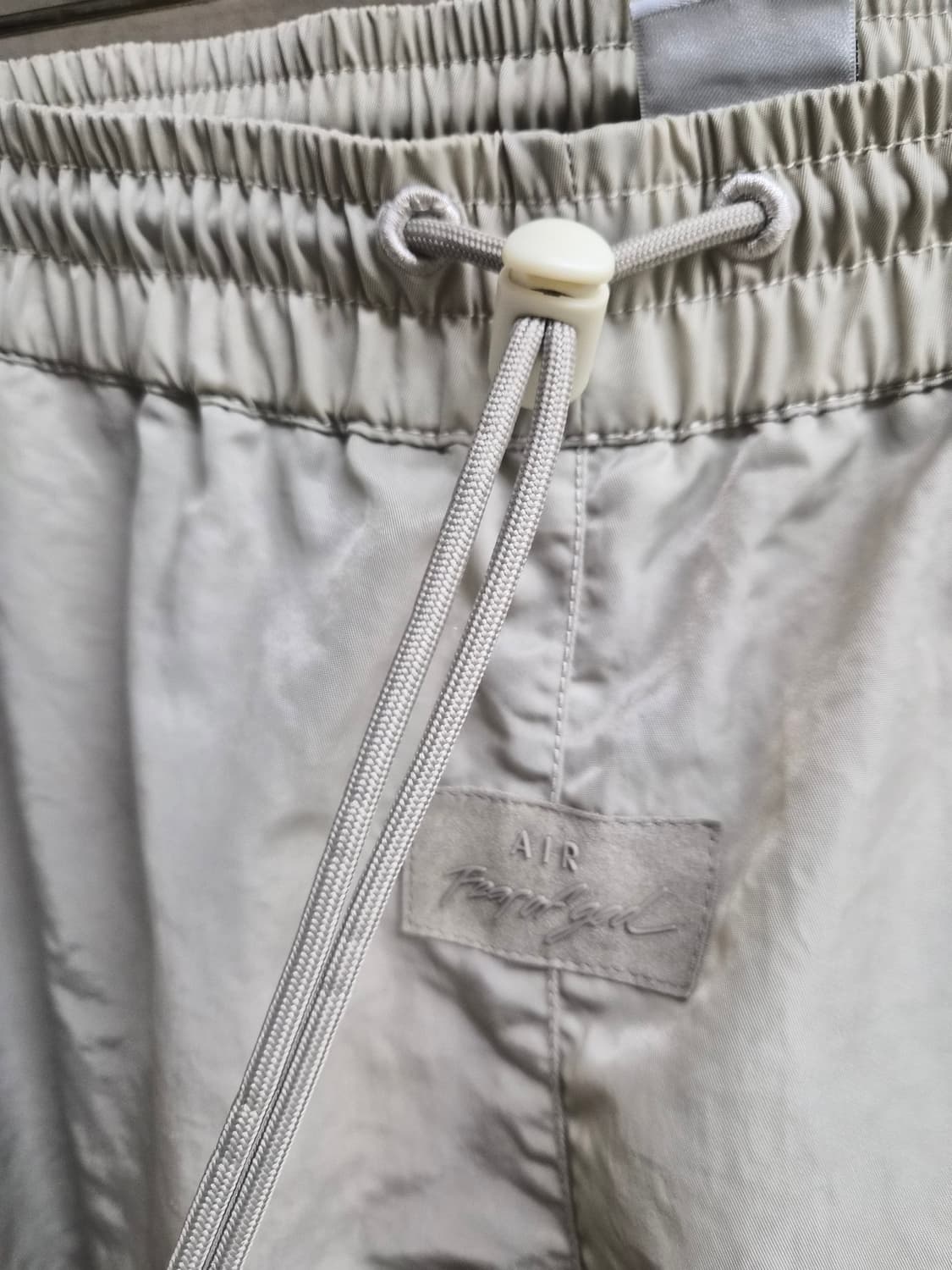 L) 나이키 x 피어오브갓 NBA 웜업 트레이닝 팬츠 팝니다 상품이미지4