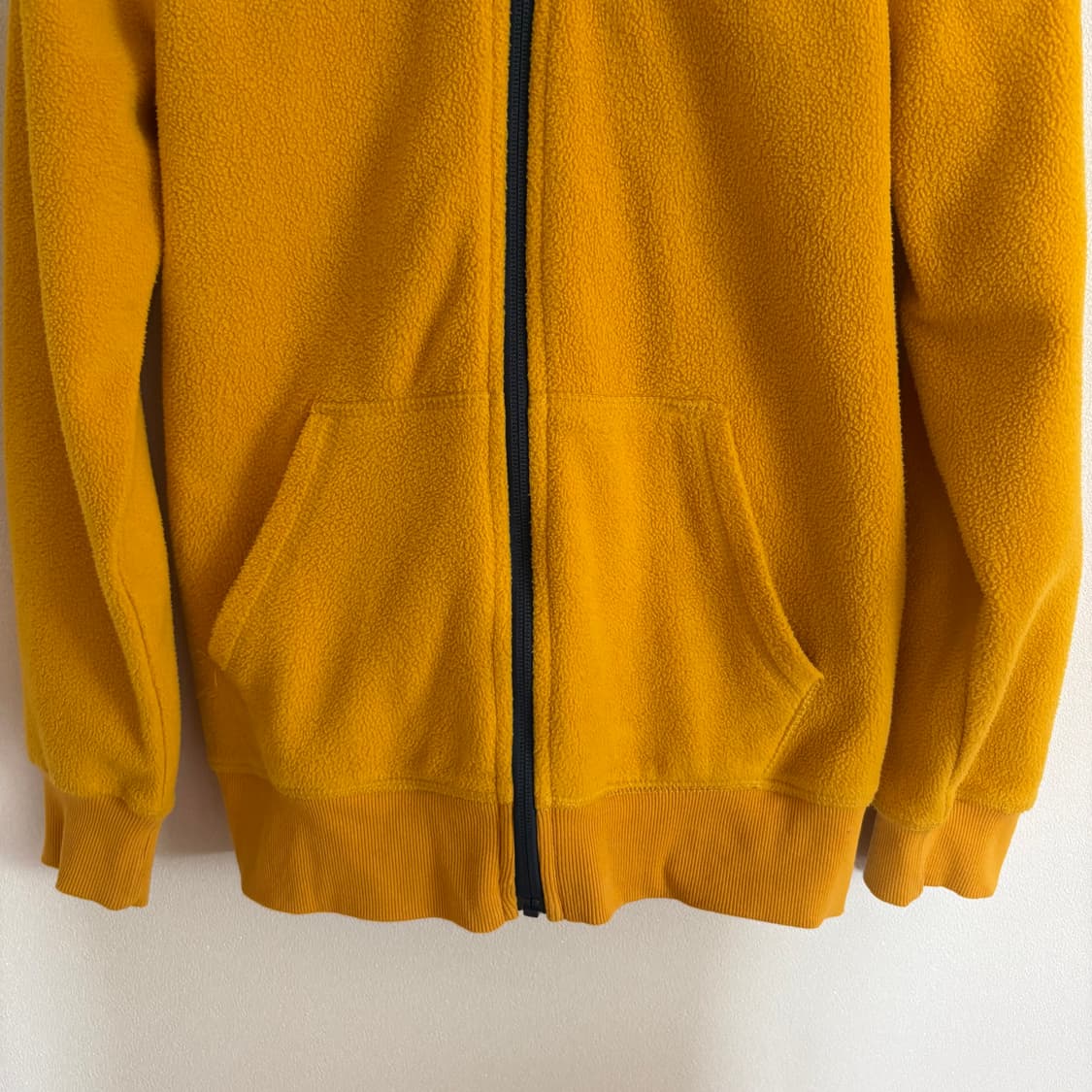 리바이스 아동용 옐로우 후리스 집업 상품이미지2