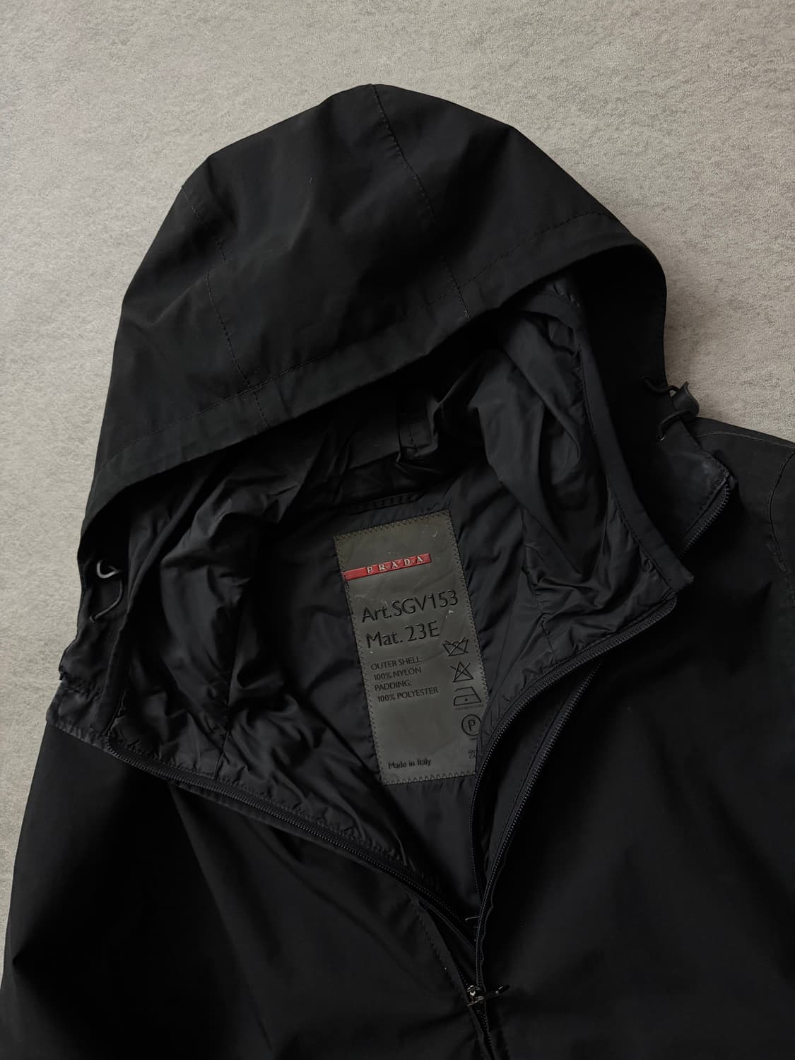 프라다스포츠 고어텍스 후드점퍼 상품이미지3