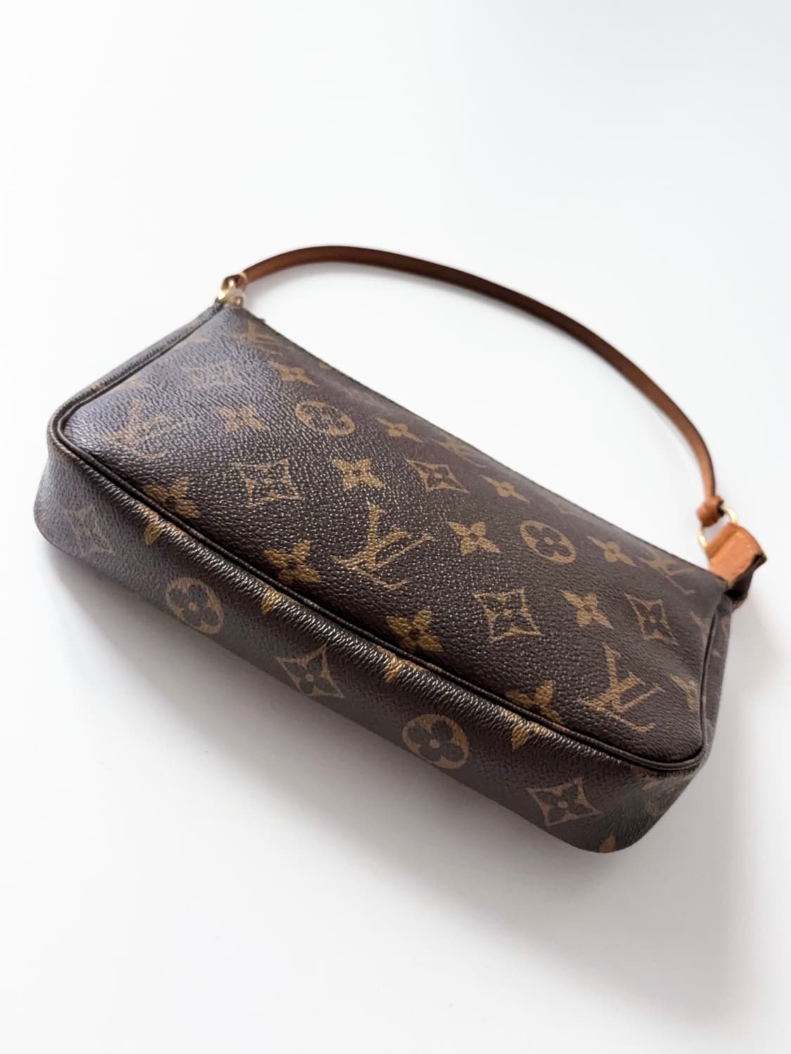 루이비통 모노그램 포치백 악세수아 포쉐트 상품이미지5