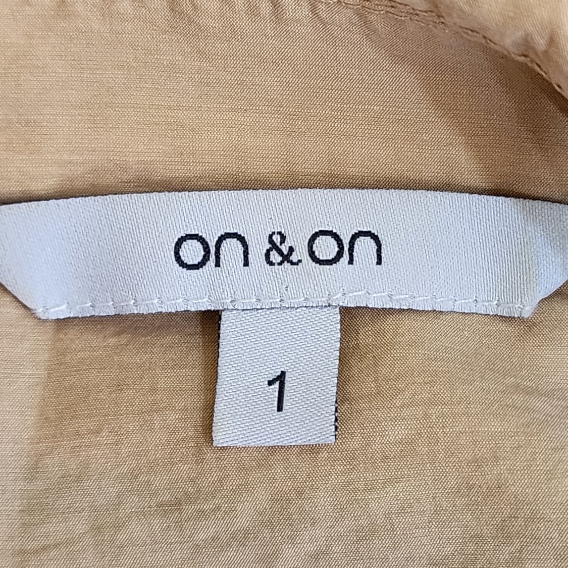 [1] on&on 베이지 오렌지 셔츠 상품이미지4