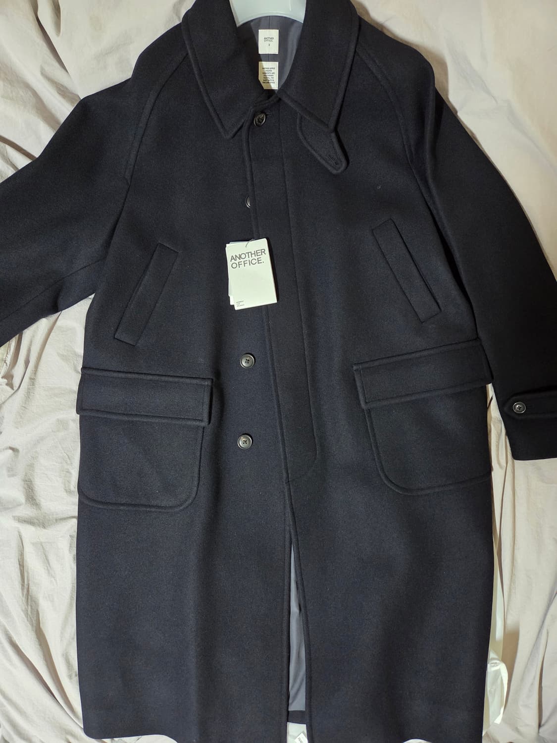 [새제품 어나더오피스]Voyager Balmacaan Coat Navy 상품이미지3