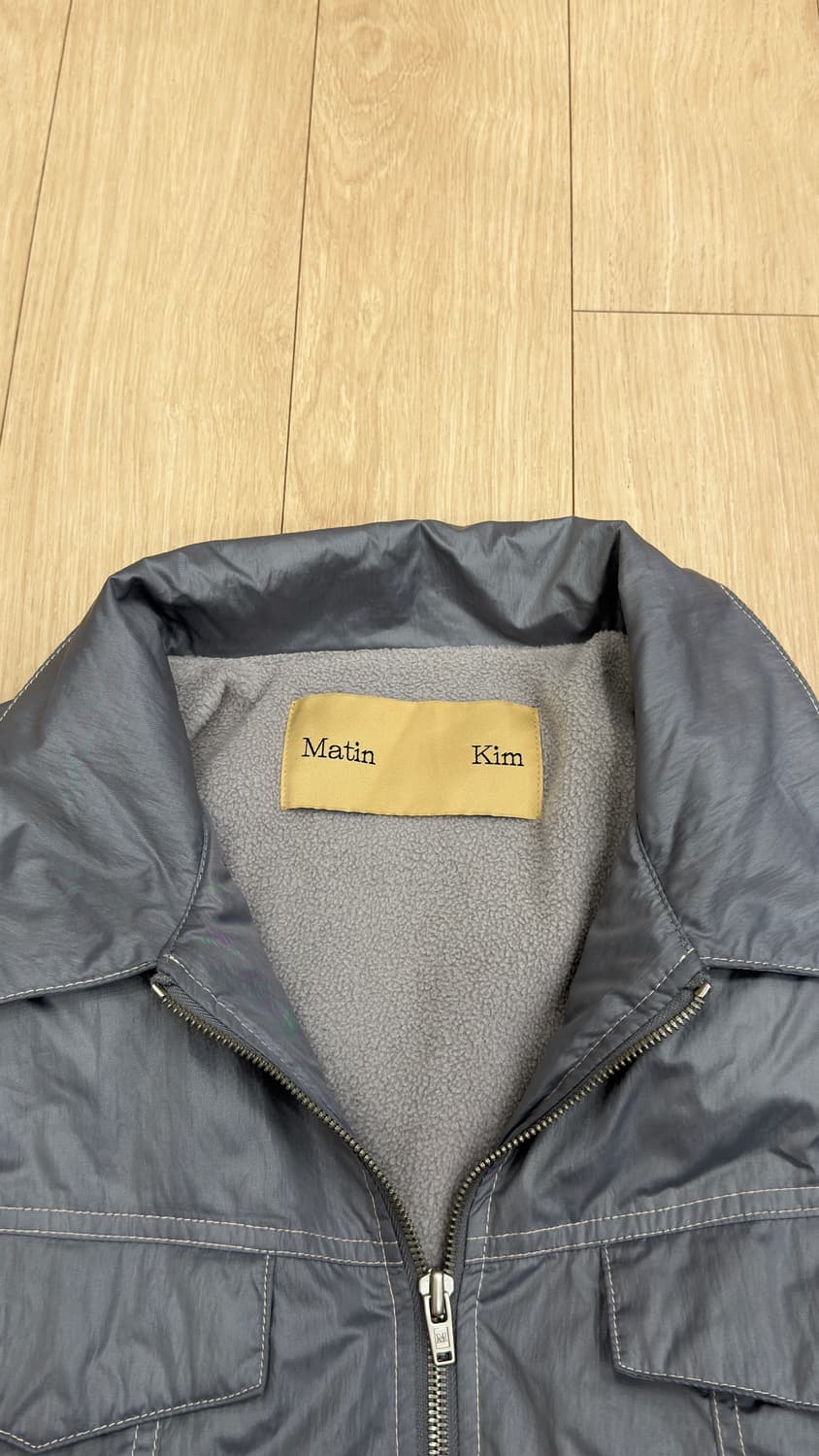 현재 단종된 마뗑킴 누빔 자켓 실버 상품이미지2