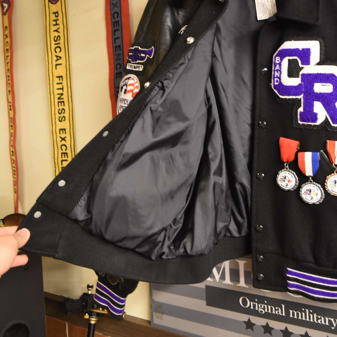 클래식 레더 바시티 자켓 105 상품이미지5