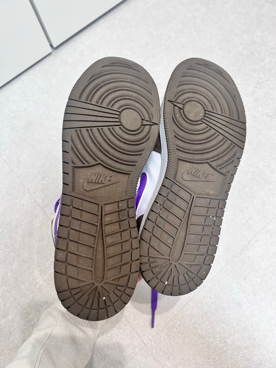 나이키 에어조던 로우   상품이미지6