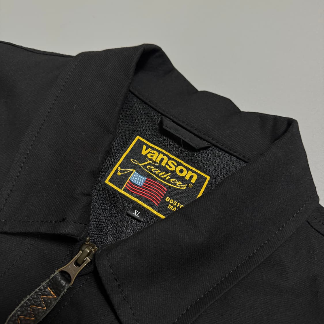 VANSON 블랙컬러 양면 자수로고 와펜패치 코튼 폴리에스터 바이커 자켓 상품이미지3