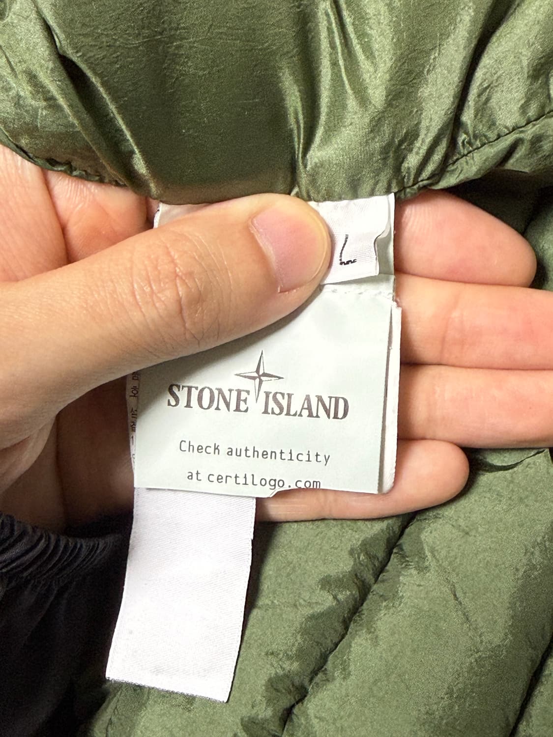 스톤아일랜드 경량패딩 올리브그린 L 상품이미지5