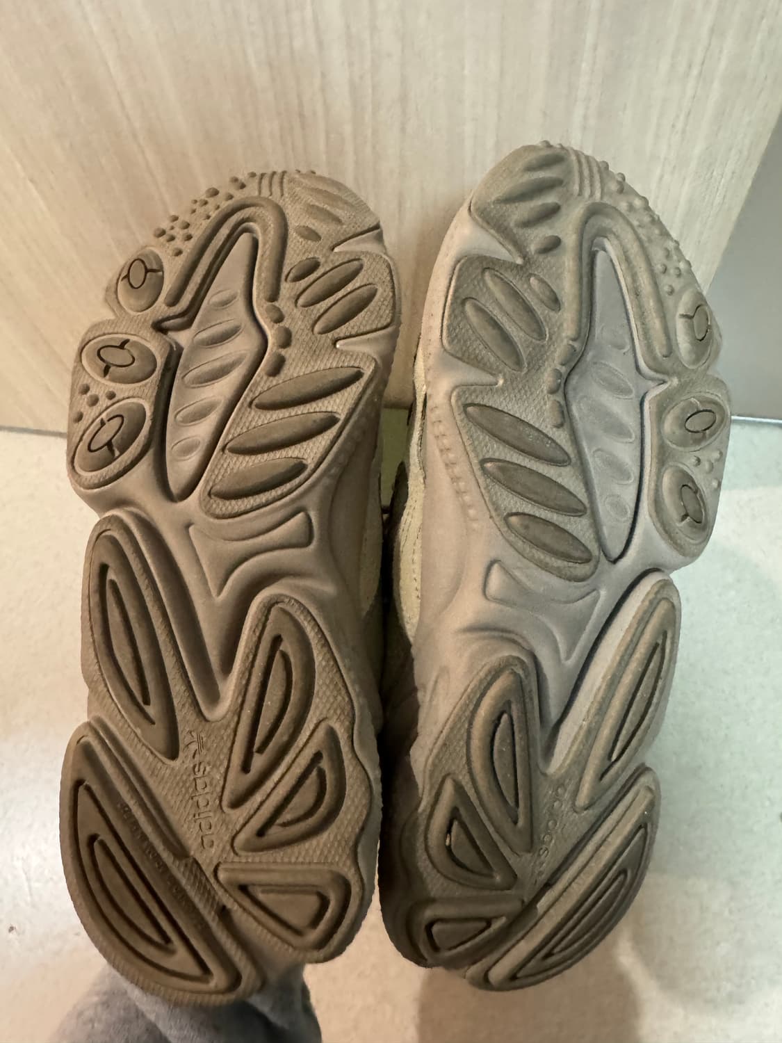 오즈위고 블러쉬 카키 베이지 235 상품이미지4