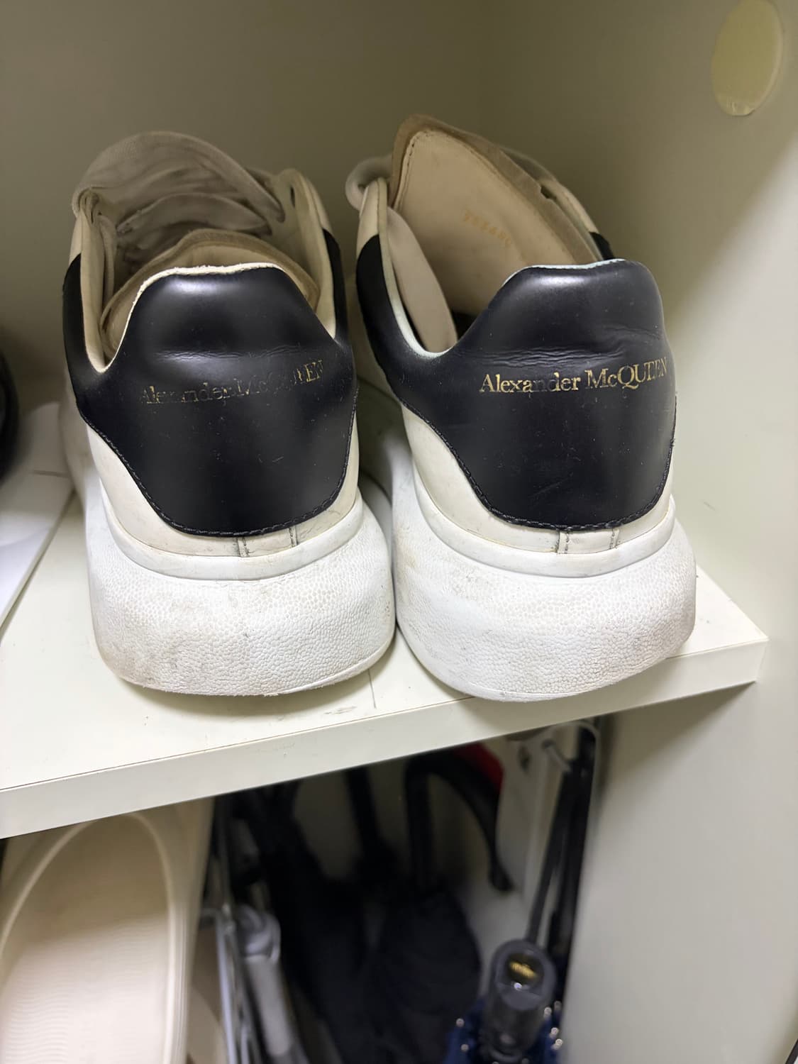 알렉산더 맥퀸 상품이미지2