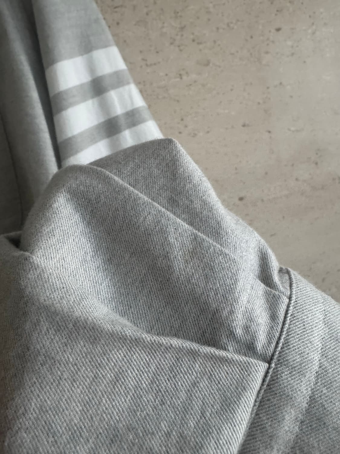 톰브라운 셔츠 상품이미지2