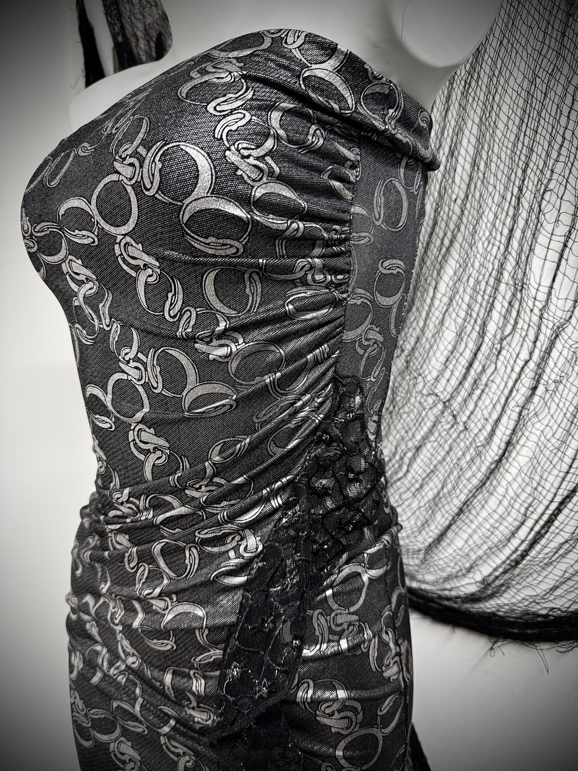 Punk lace pattern detailed long onepiece 상품이미지4