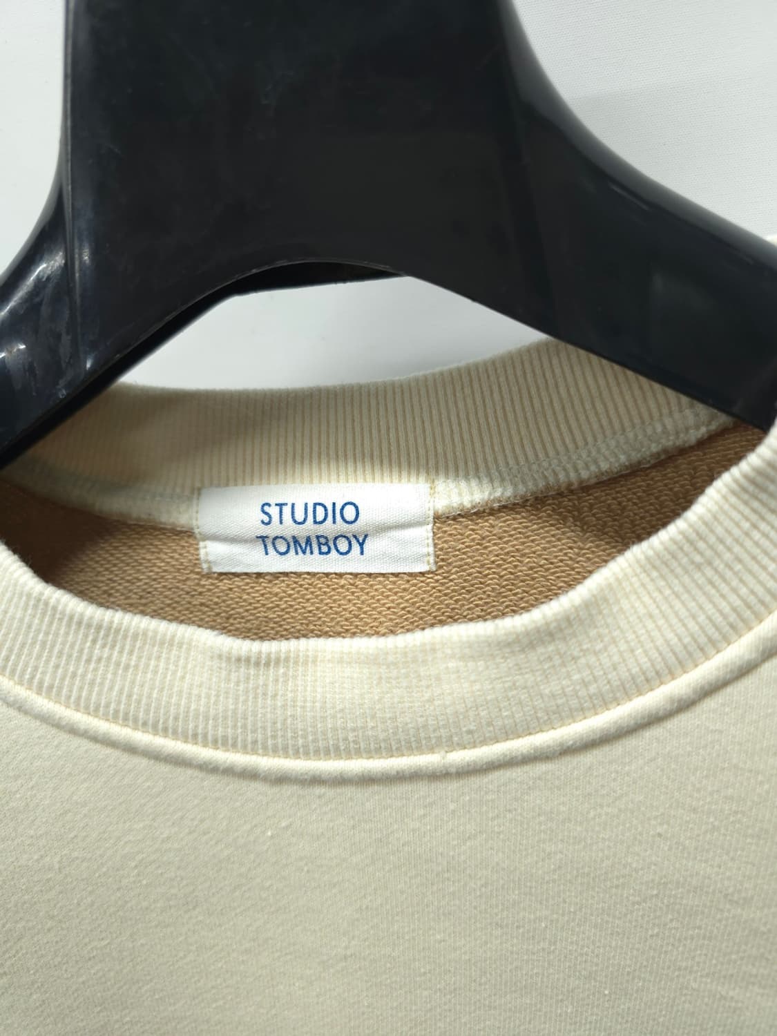 스튜디오 톰보이 배색 맨투맨 (여성 free) 상품이미지6