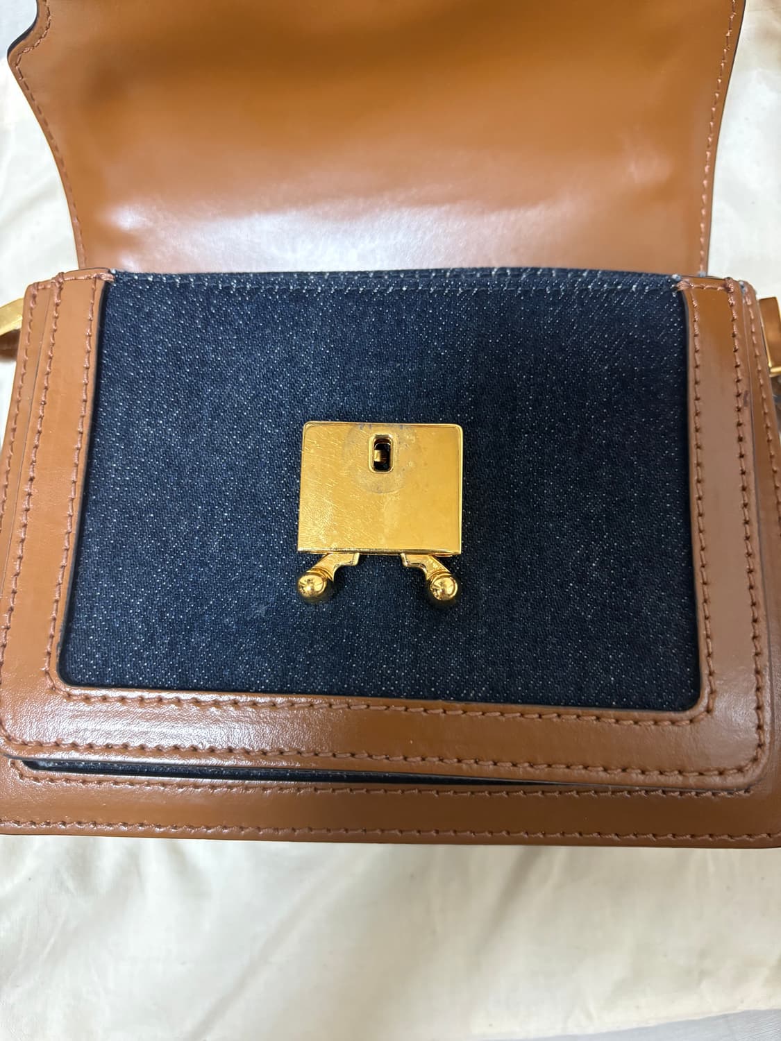 마르니 데님 트렁크 백 상품이미지3