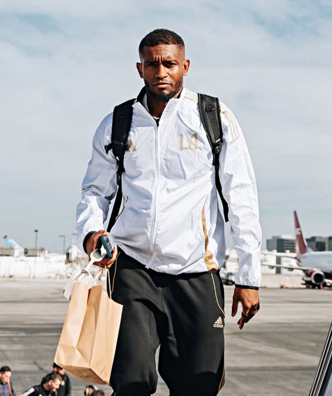 아디다스 LAFC 리버시블 앤섬 자켓 블랙 - US 사이즈 팝니다. 상품이미지5