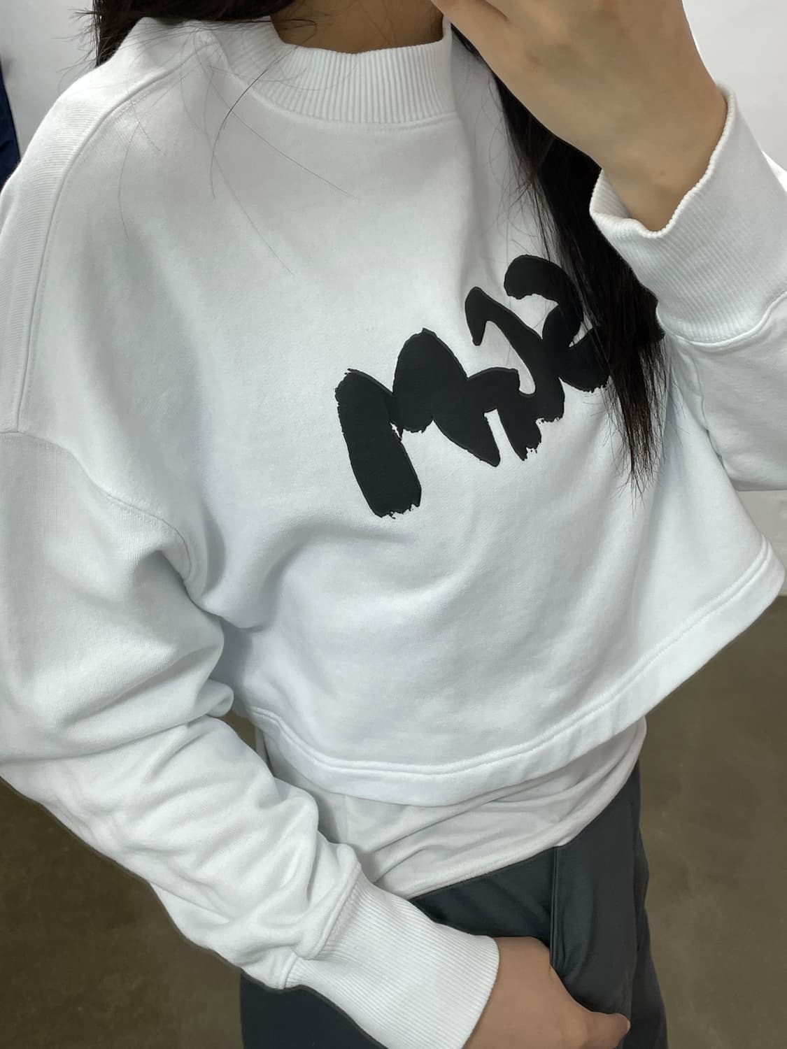 MSGM 크롭 맨투맨 화이트 상품이미지2