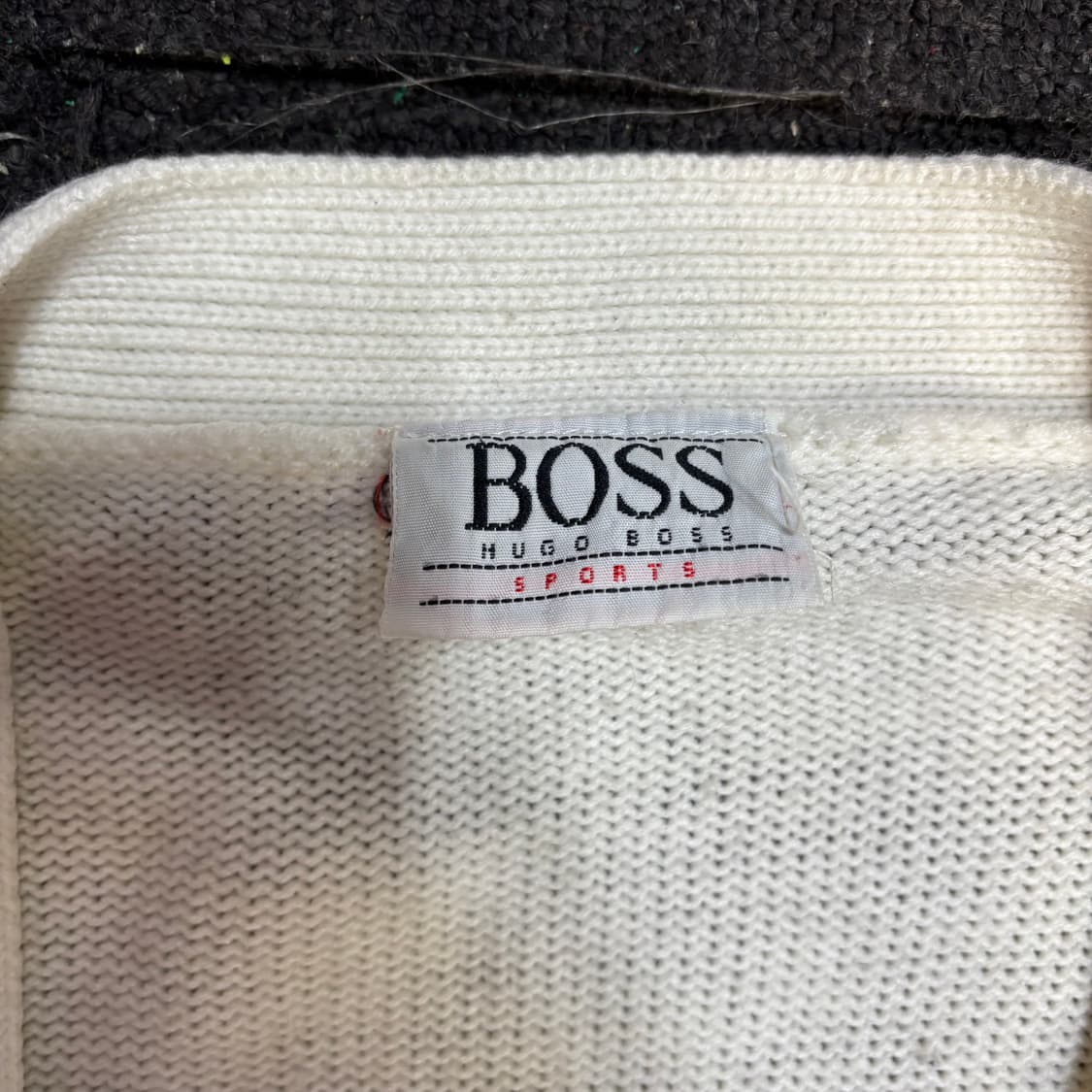 90s 휴고보스 아카이브 자수 화이트 오버핏 가디건 상품이미지3