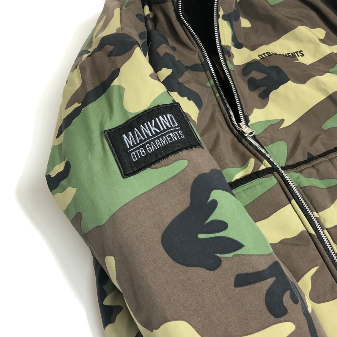 QT8 큐티에잇 카모 패딩 m 상품이미지4