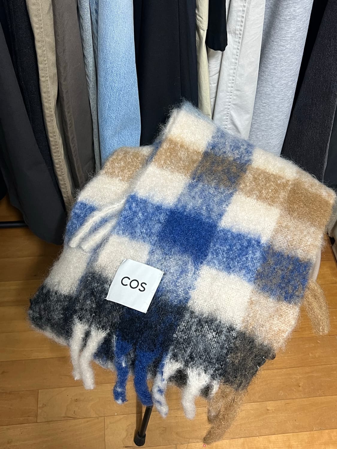 cos 코스 모헤어 머플러 블루 브라운 체크 상품이미지2