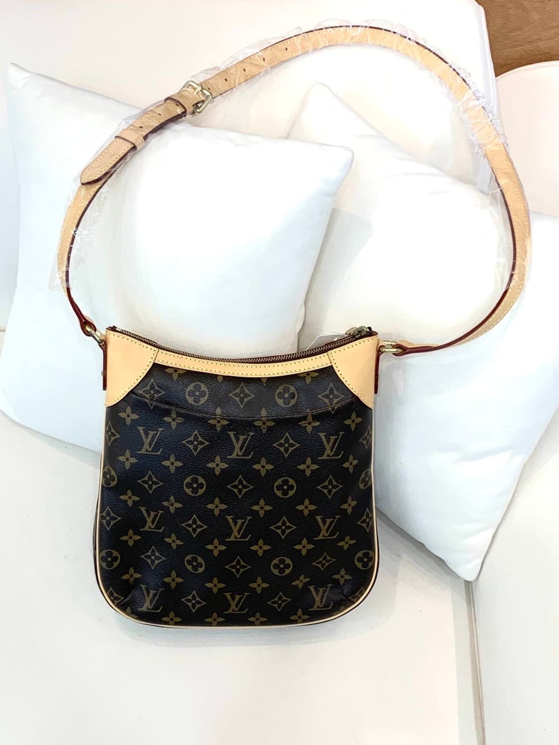 루이비통 모노그램 오데온 PM 크로스백(정품) 상품이미지1