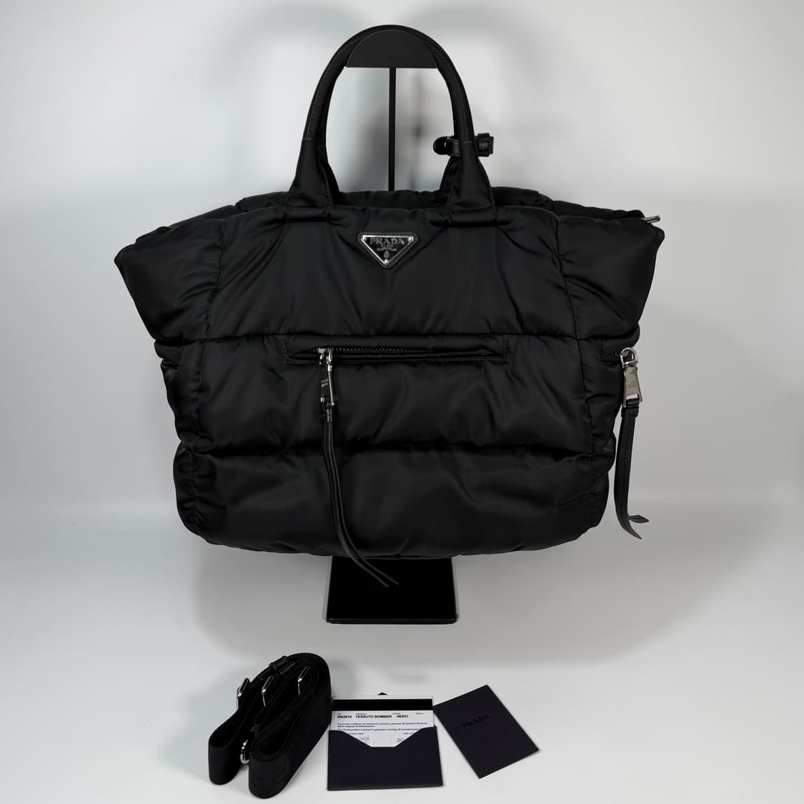프라다 테수토 봄버 토트백 상품이미지5