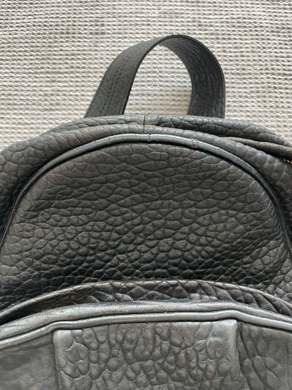 알렉산더왕 스터드 레더 백팩 상품이미지4