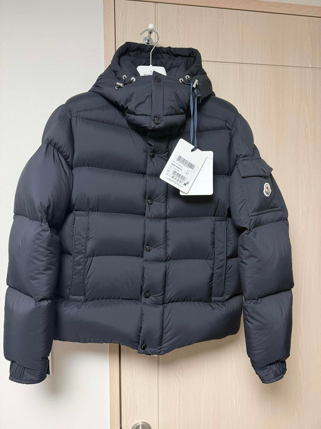 몽클레어 베제르 3사이즈 23FW 상품이미지2