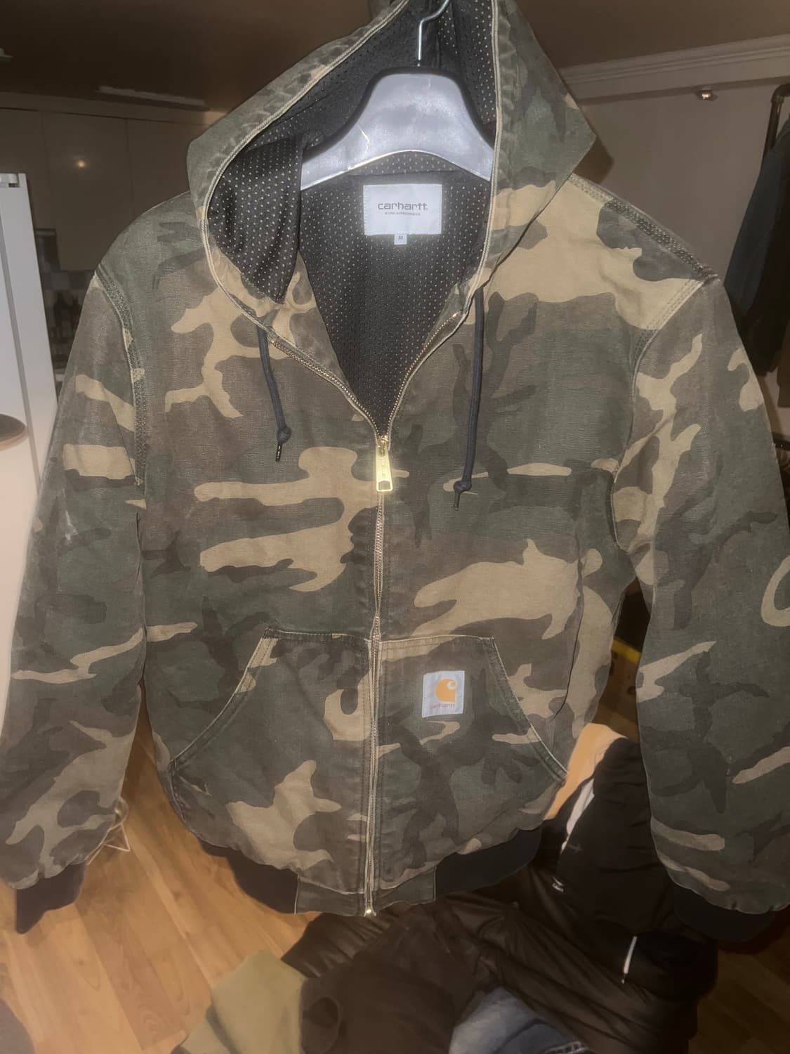 칼하트 wip 카모 액티브 자켓 상품이미지2