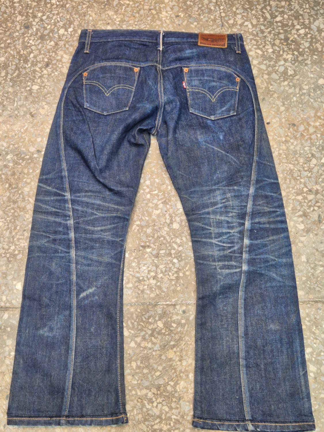 SINCE 1976 BIG BUFFALO 517 세미부츠컷 상품이미지1