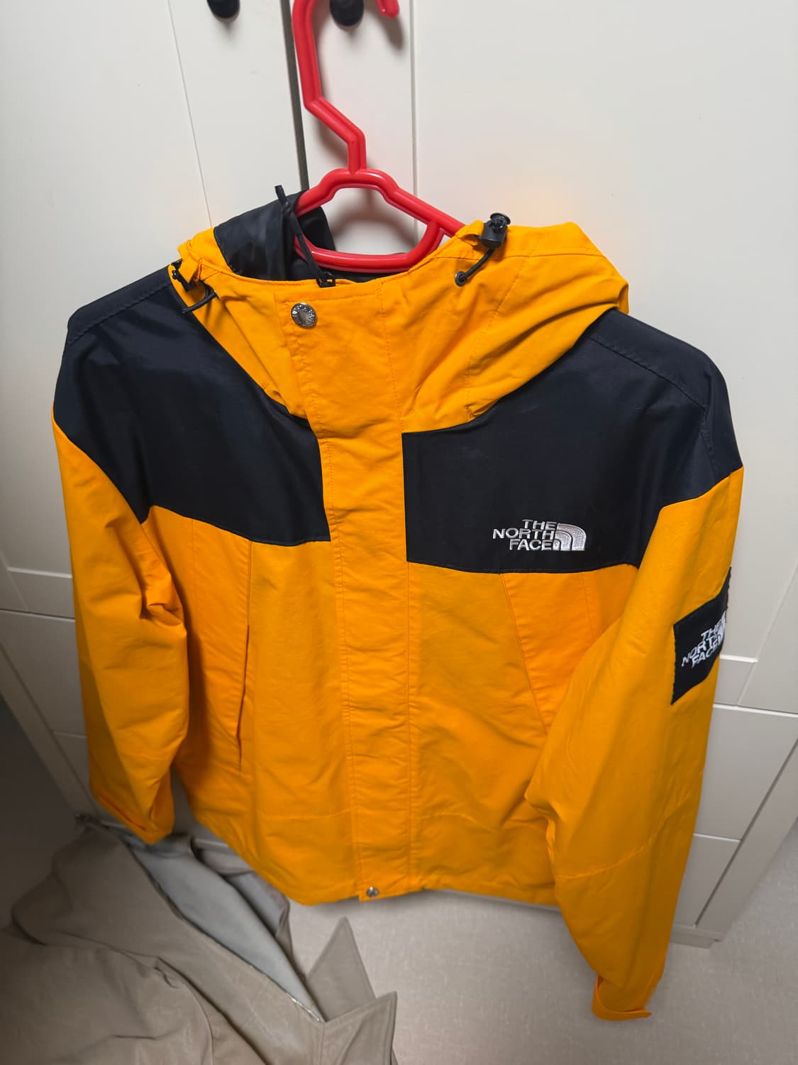 노스페이스 바람막이 상품이미지1