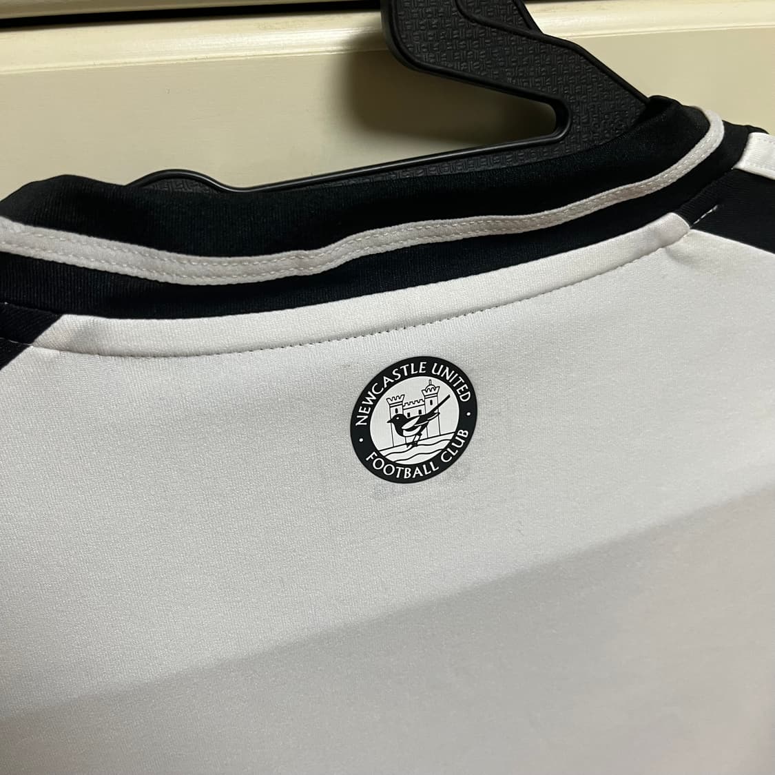 [L] 아디다스 뉴캐슬유나이티드 24/25 홈 유니폼 상품이미지5