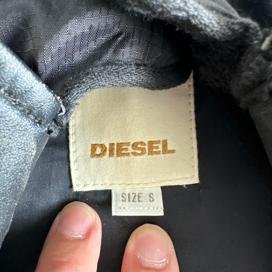 DIESEL 디젤 소기죽 트리밍 후드 자켓 상품이미지7