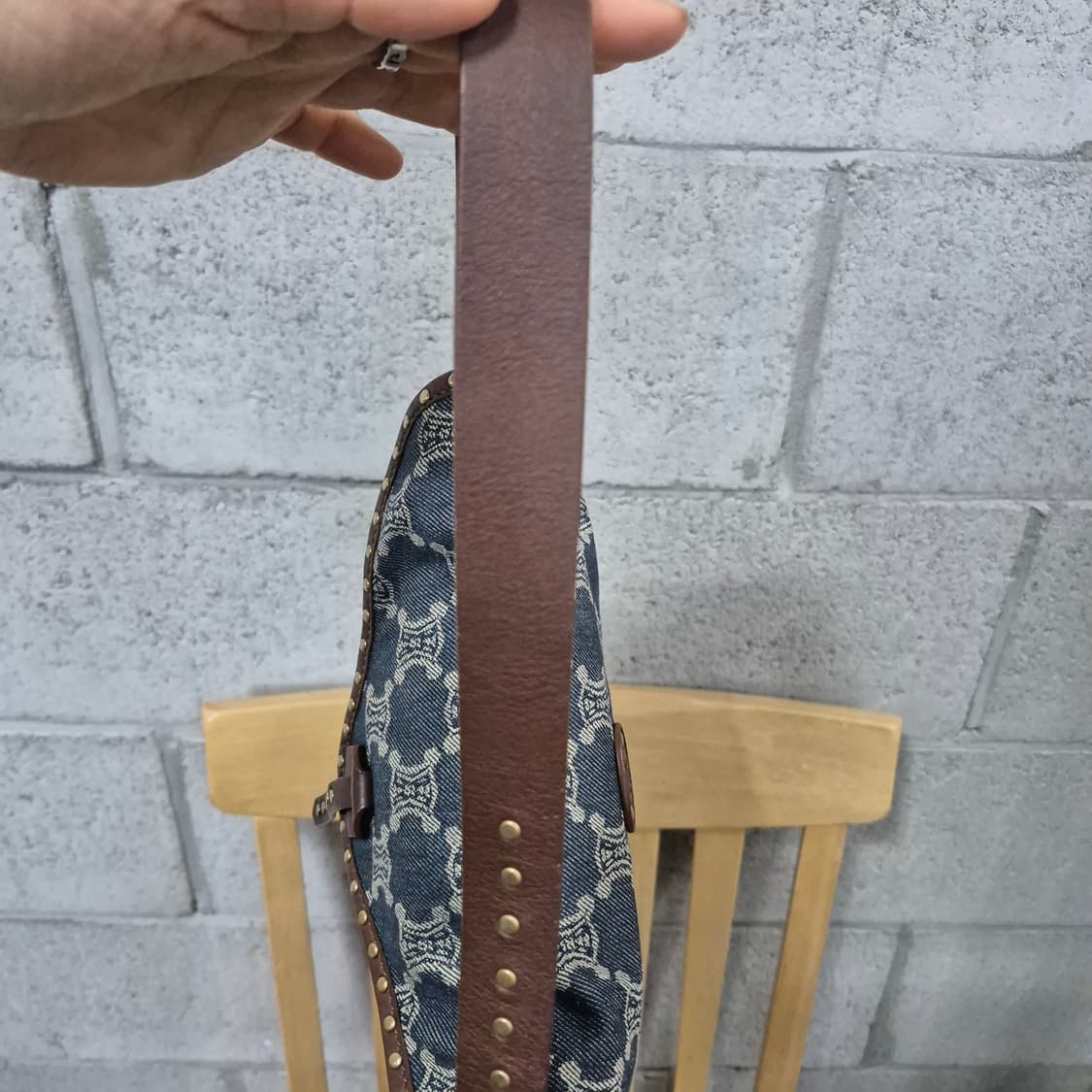 셀린느 트리오페 마카담 데님 숄더백 상품이미지8