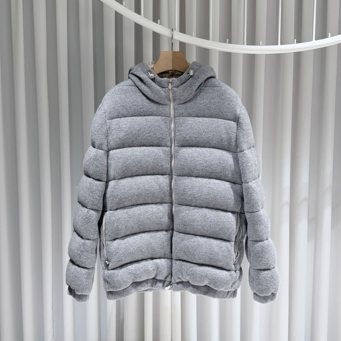 (A+/52) / 브루넬로 쿠치넬리 코듀로이 패딩 그레이 상품이미지1