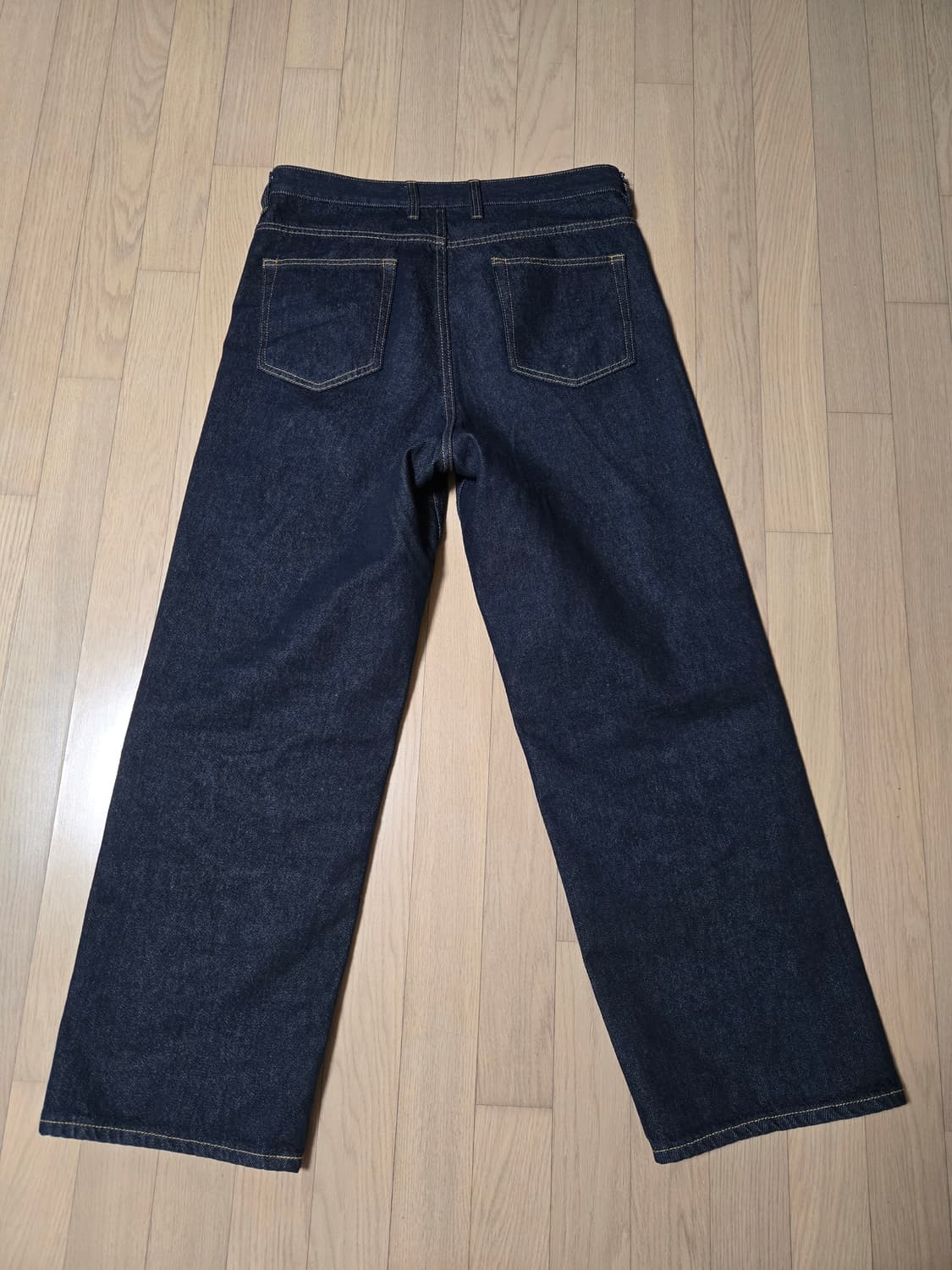 일꼬르소 다크 네이비 색상 와이드 데님 L사이즈 상품이미지3