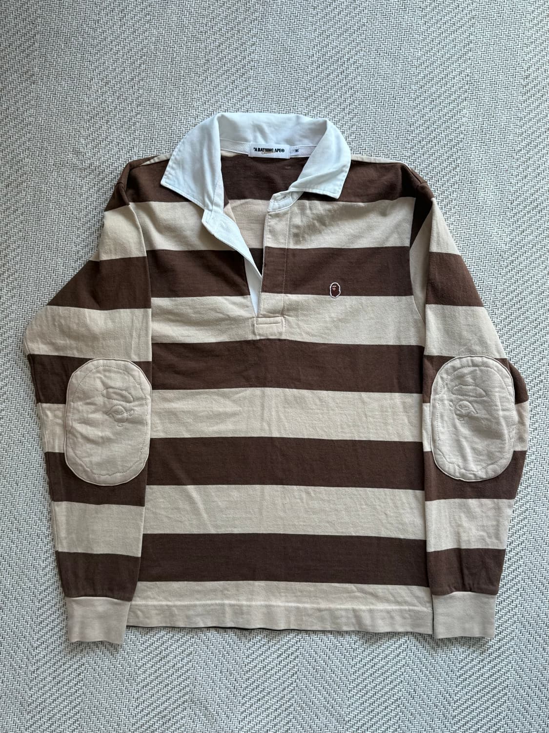 베이프 카라 럭비 스트라이프 롱슬리브 빅사루 브라운 모카 상품이미지1