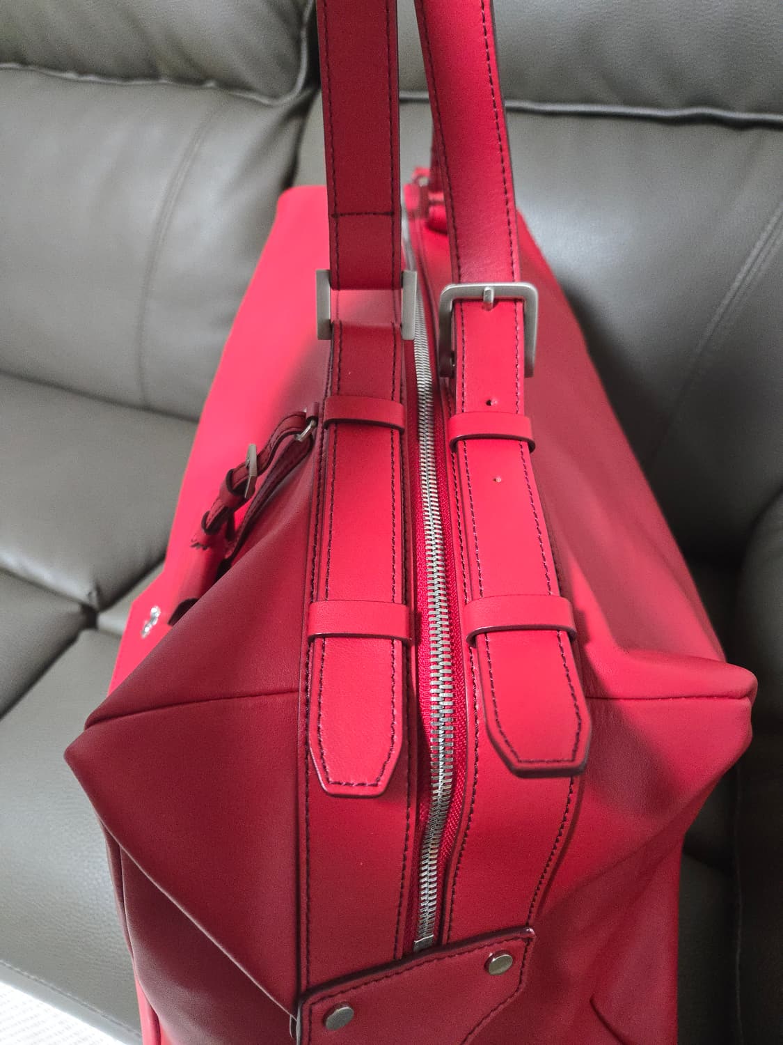 페라리 레드 정품 보스턴백 상품이미지3