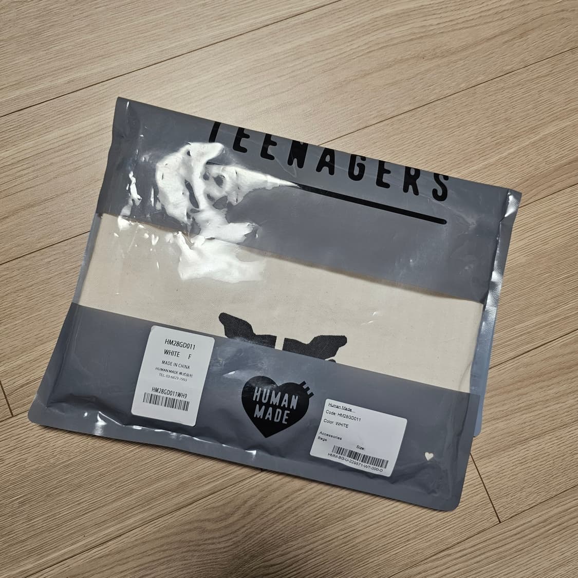 새제품) 휴먼 메이드 드로우스트링 백 화이트 HM28GD011 상품이미지9