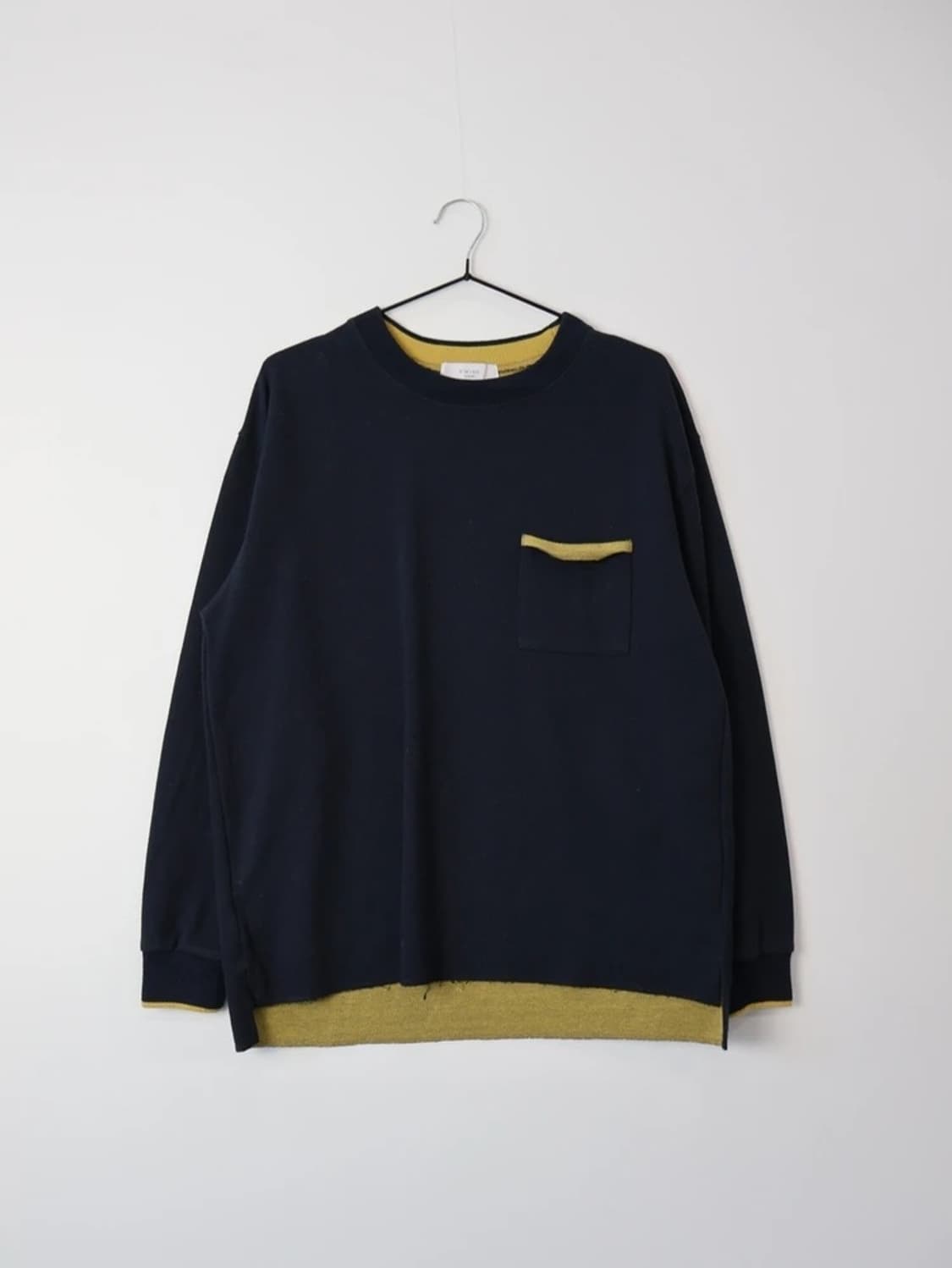 BEAMS Contrast Crewneck 상품이미지3