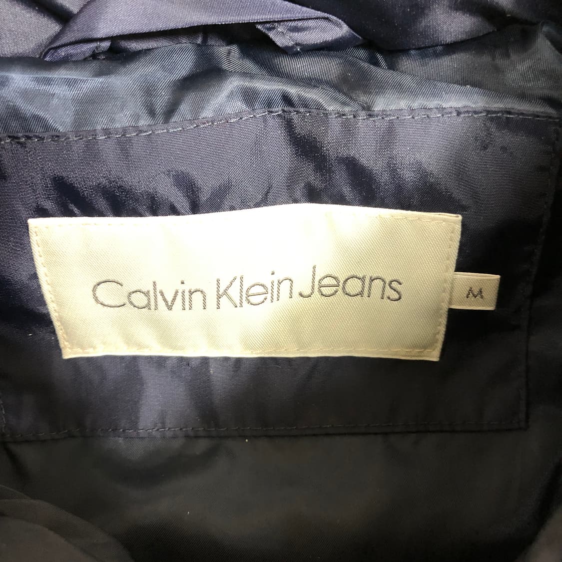 켈빈클라인 다운 패딩 M 상품이미지2