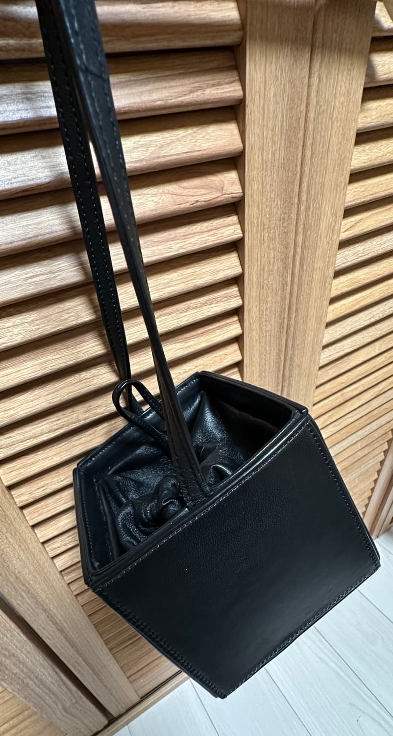 우영미 크로스백 상품이미지3