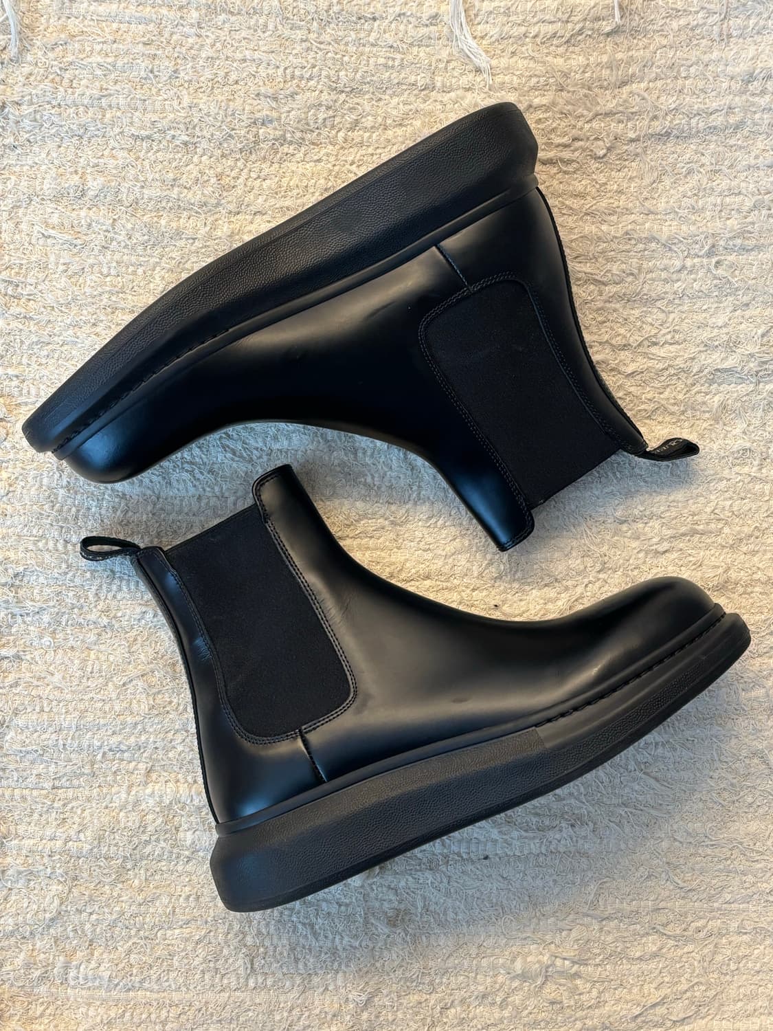 알렉산더 맥퀸 오버솔 하이브리드 첼시부츠 상품이미지1