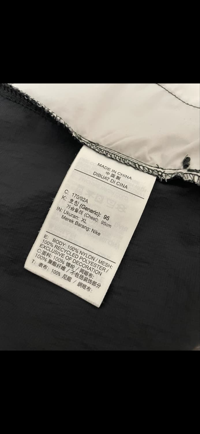 나이키 시즈널 자켓 바람막이 XL 상품이미지4