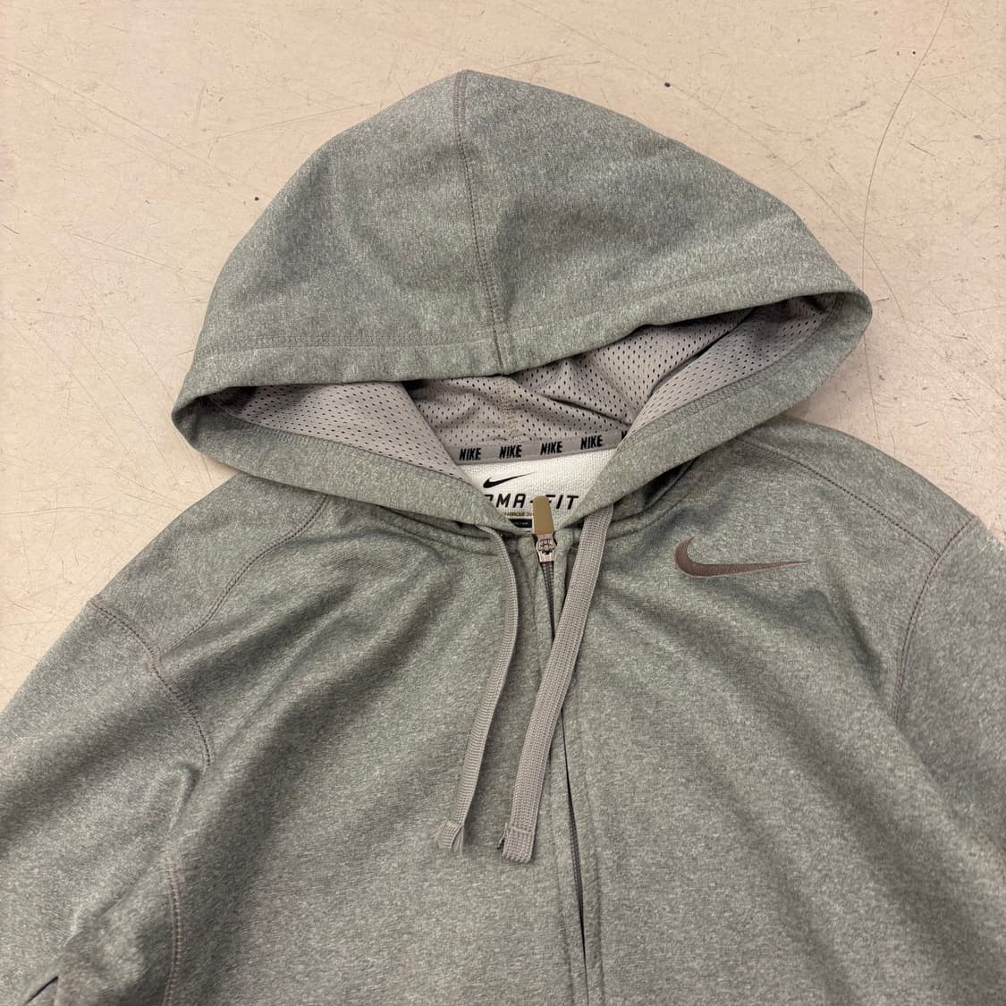 나이키 therma fit 스포티 후드 집업 상품이미지2