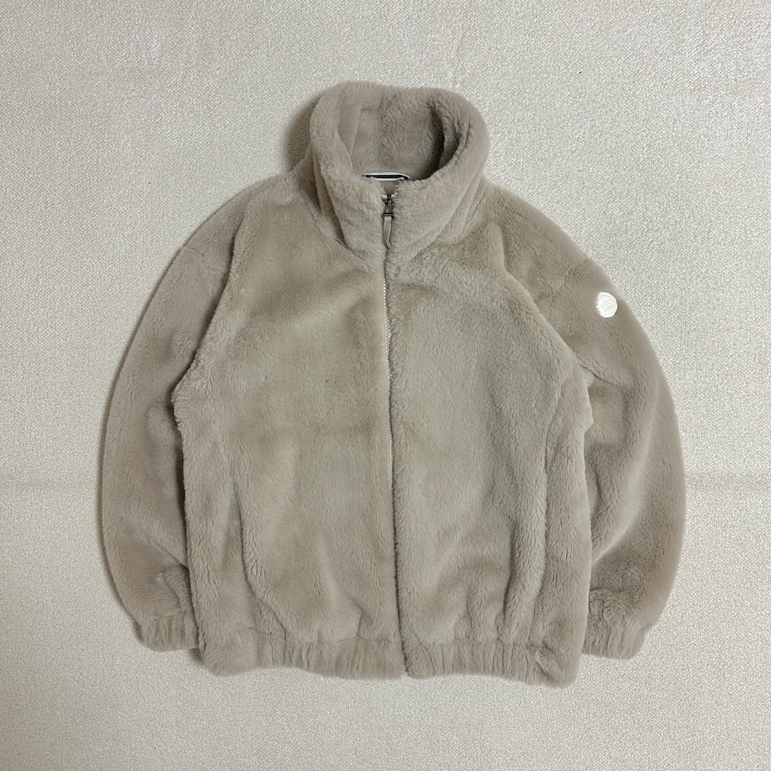 코오롱 스포츠 여성 변형 핏 FAUX FUR 재킷 상품이미지2