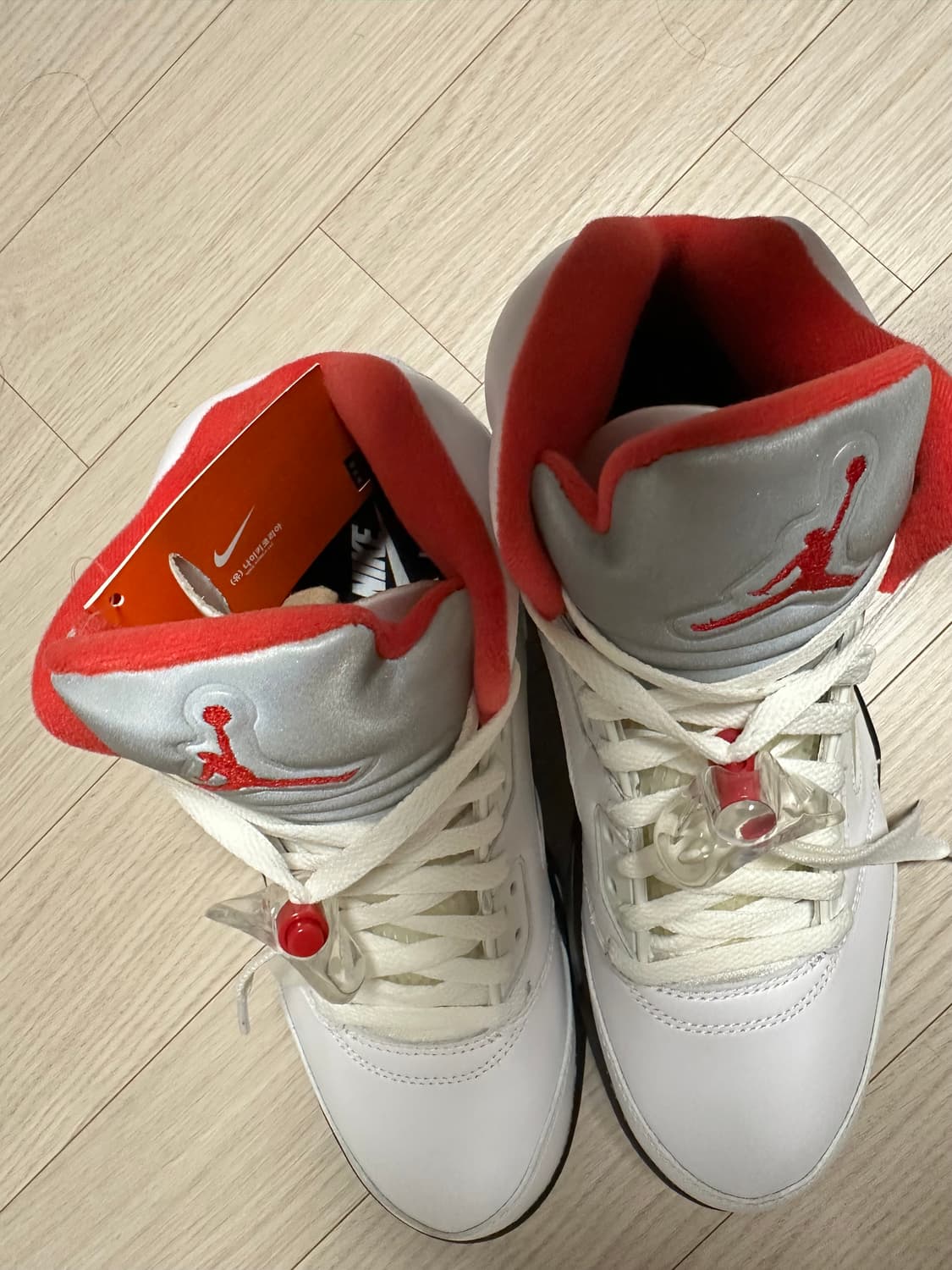 (270) 조던5 레트로 파이어레드 실버텅 상품이미지2