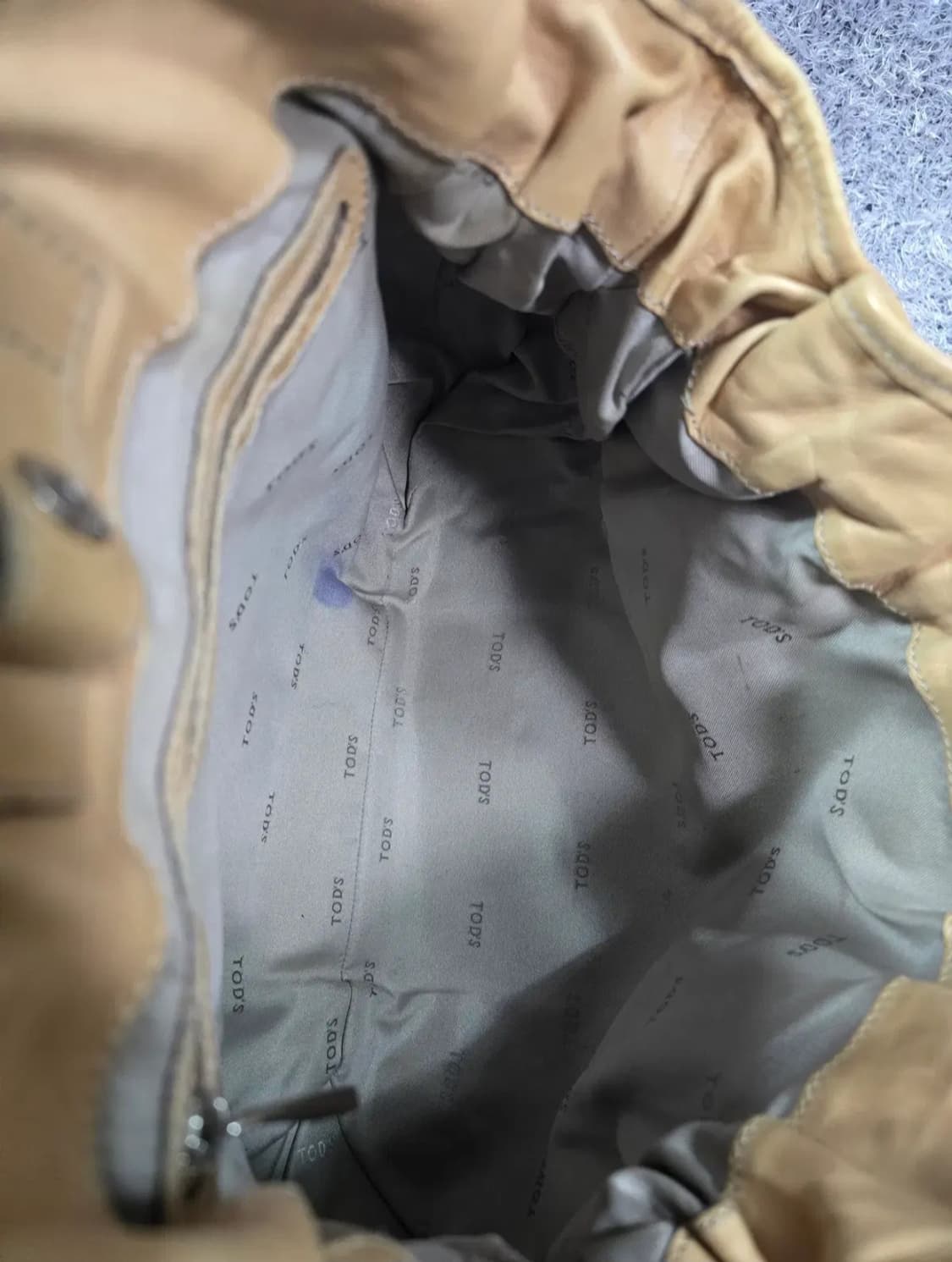 토즈 레더 숄더백 상품이미지9