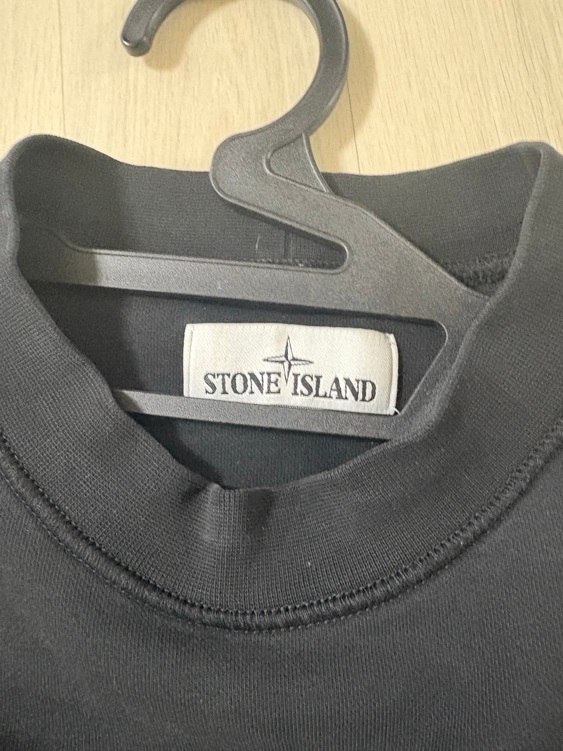 스톤아일랜드 블랙 라지 L 맨투맨 상품이미지4