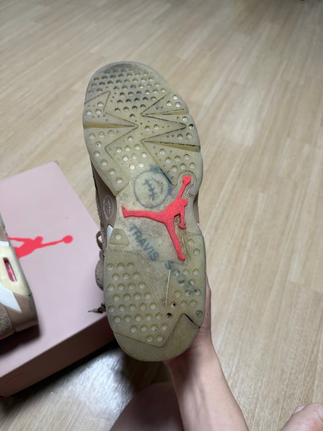 조던 6 x 트래비스 스캇 레트로 SP 브리티쉬 카키 280 상품이미지6