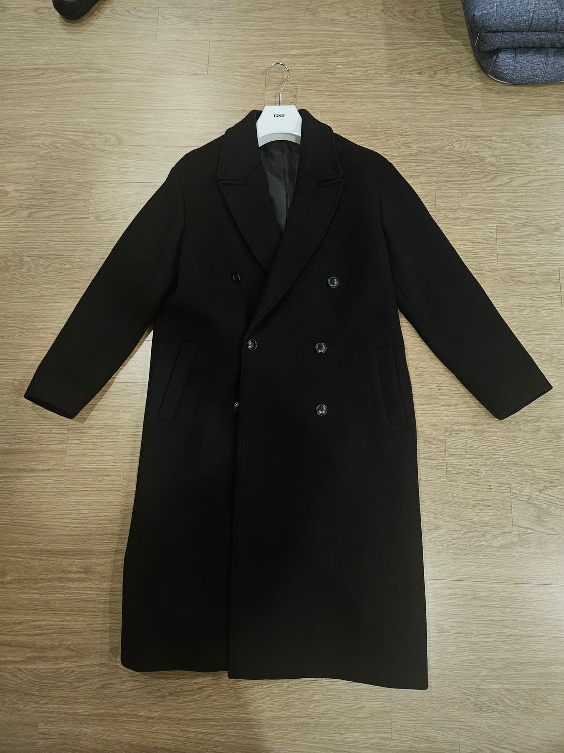 쿠어 MTR 오버핏 더블 롱 코트 블랙
S 상품이미지1